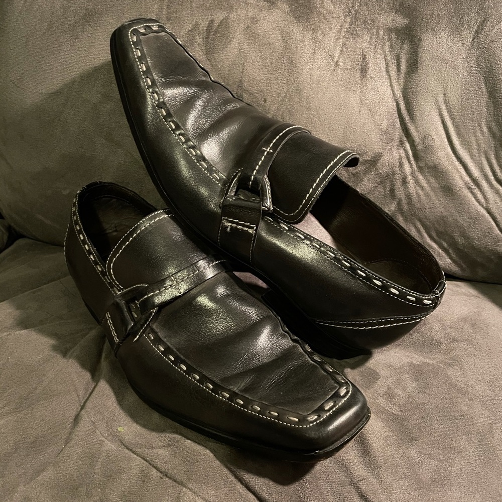 Via Spiga Gray Leather Buckle Loafers